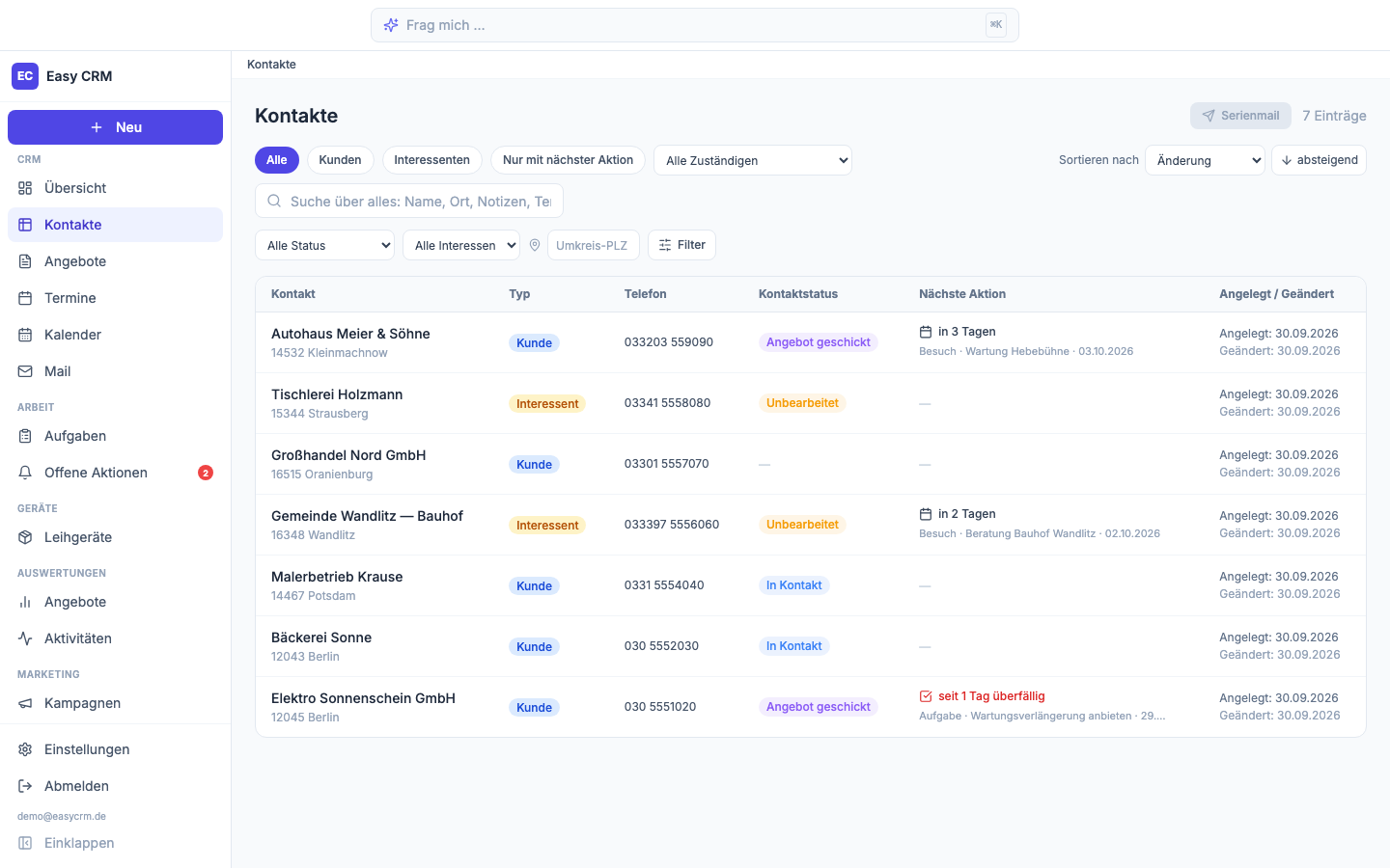 Kontaktliste in Easy CRM mit Status und nächster Aktion je Kontakt